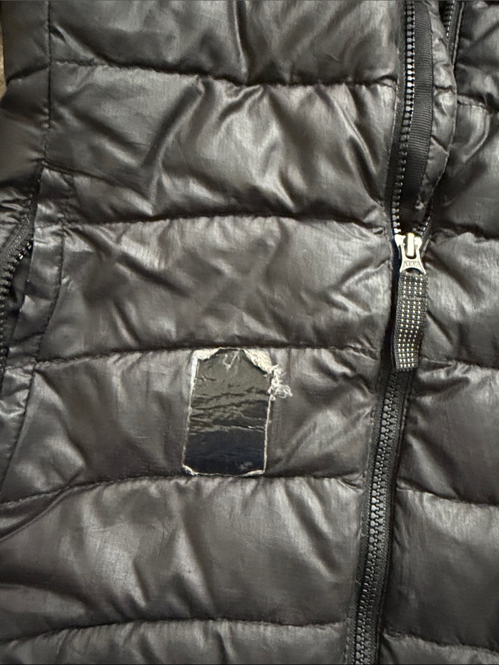Patagonia Kids Black Puffer Jacket Play Condition - Picture 3 of 3